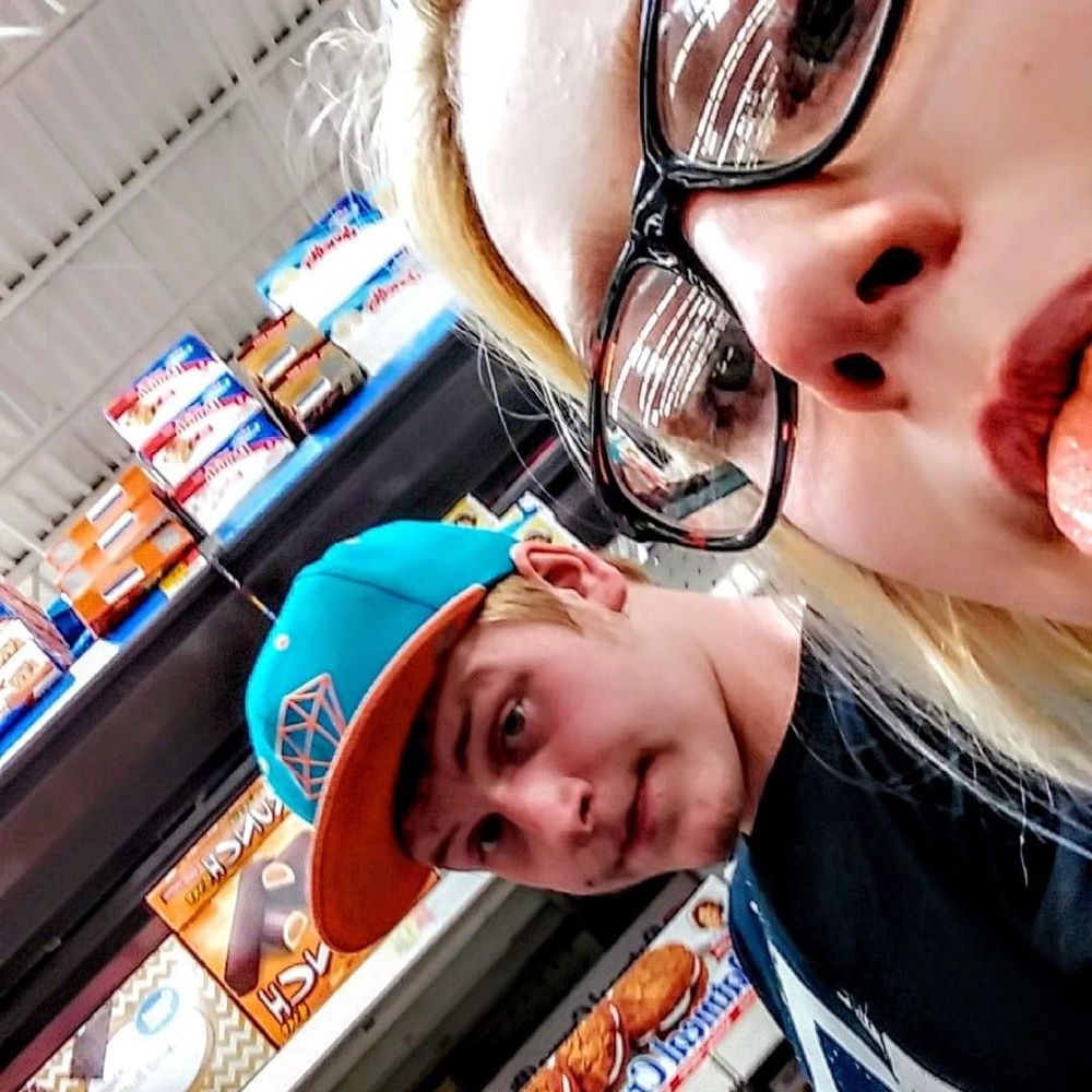 Meet your Posher, Mia